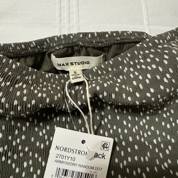 Midi skirt small Nordstrom Rack. Army/Ivory Random Dot. NWT - Picture 8 of 10
